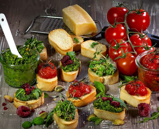 Antipasti Crostini