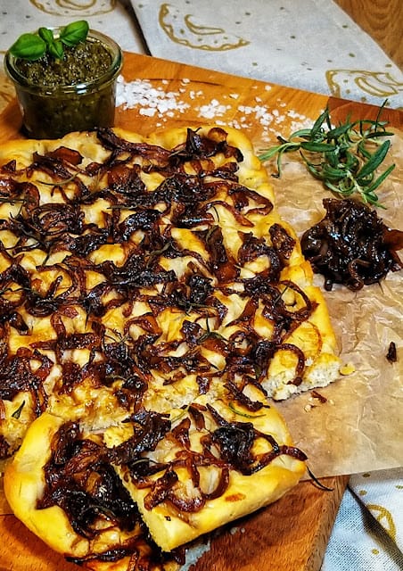 Focaccia ja pesto