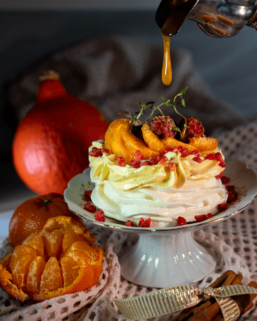 Kõrvitsakreemiga Pavlova